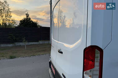Грузовой фургон Ford Transit 2018 в 