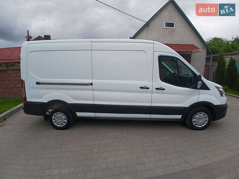 Грузовой фургон Ford Transit 2022 в Дубно