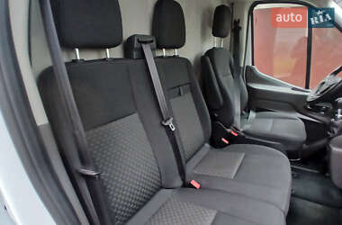 Грузовой фургон Ford Transit 2022 в 