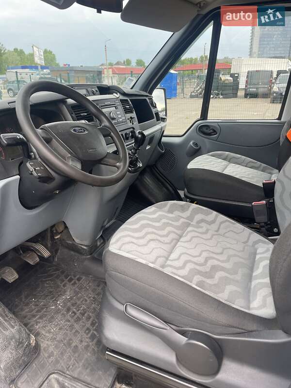 Автовоз Ford Transit 2011 в Києві