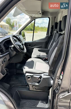 Грузовой фургон Ford Transit 2020 в 