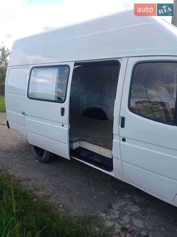 Вантажний фургон Ford Transit 1991 в Бурштині