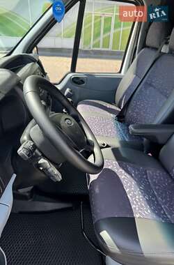 Грузовой фургон Ford Transit 2013 в 
