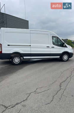 Грузовой фургон Ford Transit 2016 в 