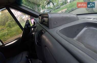 Грузовой фургон Ford Transit 2005 в 