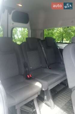 Микроавтобус Ford Transit 2015 в 