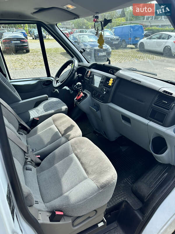 Микроавтобус Ford Transit 2011 в Львове
