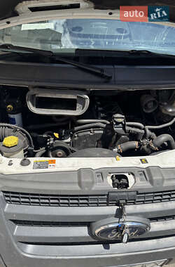 Грузовой фургон Ford Transit 2007 в 