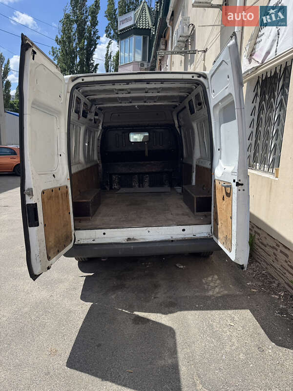 Вантажний фургон Ford Transit 2007 в Києві