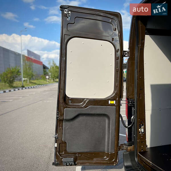 Вантажний фургон Ford Transit 2020 в Києві