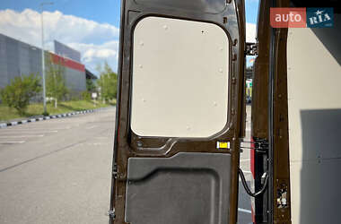 Вантажний фургон Ford Transit 2020 в 
