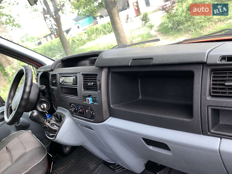 Грузовой фургон Ford Transit 2011 в Харькове