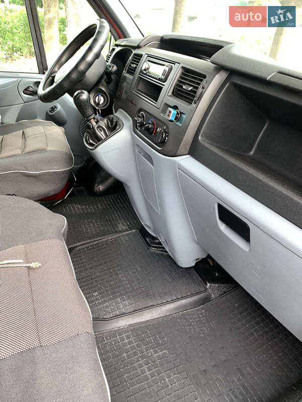 Грузовой фургон Ford Transit 2011 в Харькове