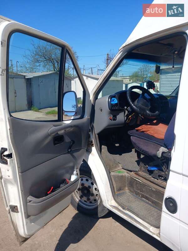 Грузовой фургон Ford Transit 1996 в Одессе
