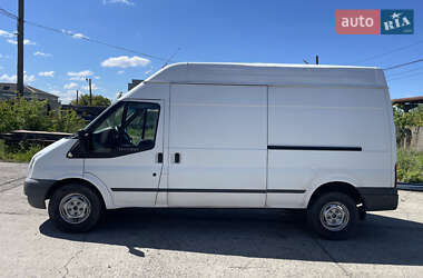 Грузовой фургон Ford Transit 2011 в 