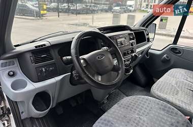 Грузовой фургон Ford Transit 2011 в 