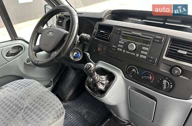 Грузовой фургон Ford Transit 2011 в 