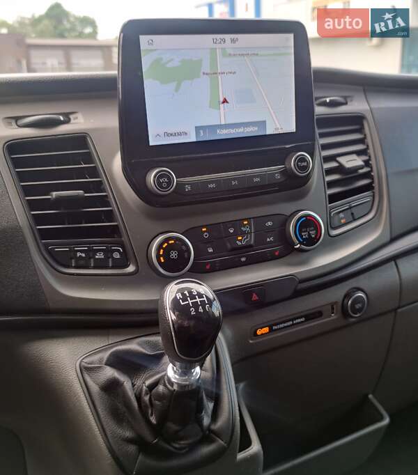 Вантажний фургон Ford Transit 2020 в Ковелі