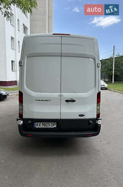 Грузовой фургон Ford Transit 2017 в 
