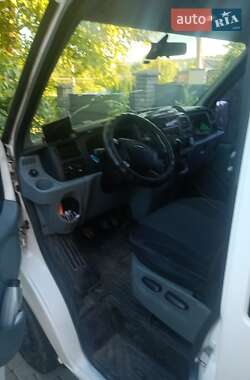 Вантажопасажирський фургон Ford Transit 2008 в 