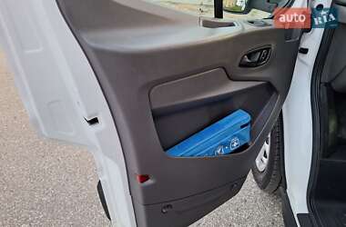 Грузовой фургон Ford Transit 2022 в 