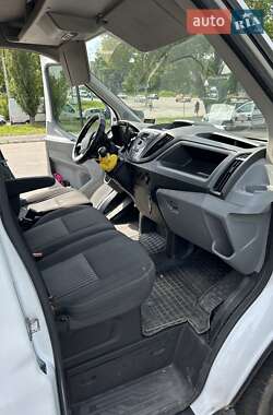 Грузовой фургон Ford Transit 2015 в 