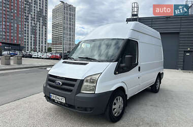 Грузовой фургон Ford Transit 2011 в 