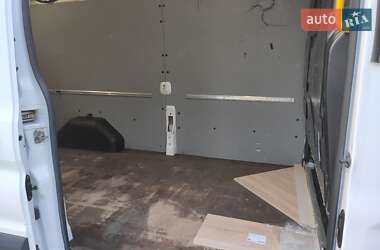 Грузопассажирский фургон Ford Transit 2015 в 