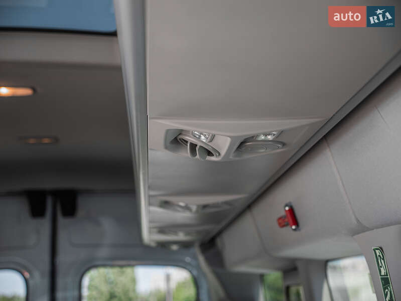 Микроавтобус Ford Transit 2023 в Киеве