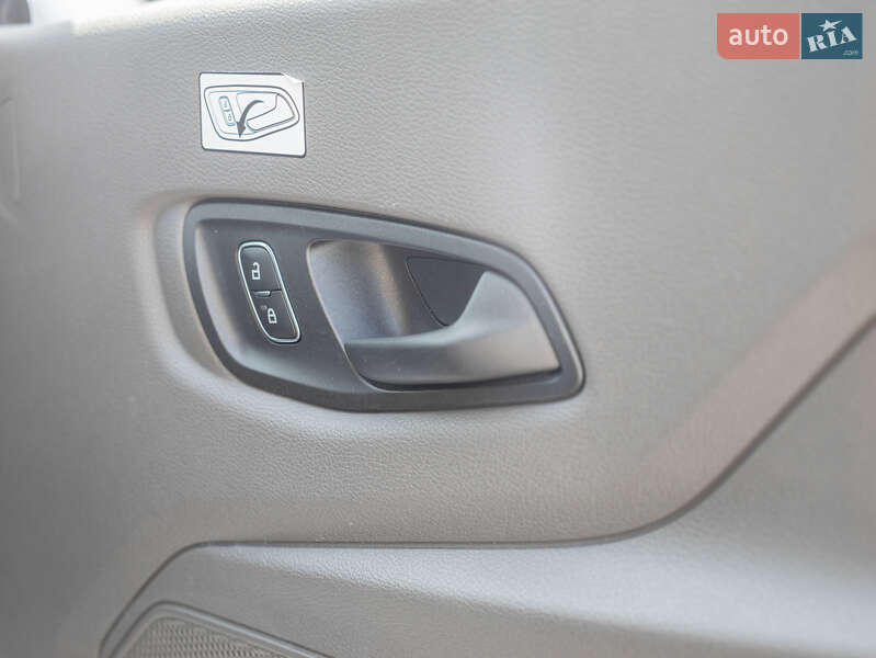 Микроавтобус Ford Transit 2023 в Киеве