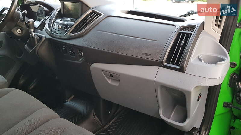 Вантажний фургон Ford Transit 2019 в Вінниці