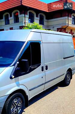 Грузовой фургон Ford Transit 2012 в 