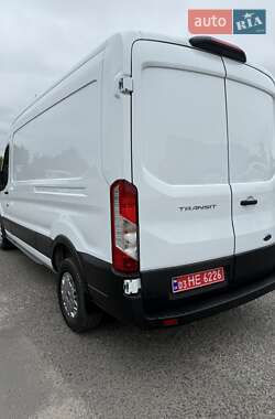 Грузовой фургон Ford Transit 2020 в 
