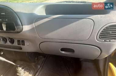 Грузопассажирский фургон Ford Transit 1995 в 
