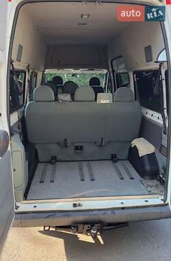 Микроавтобус Ford Transit 2013 в 