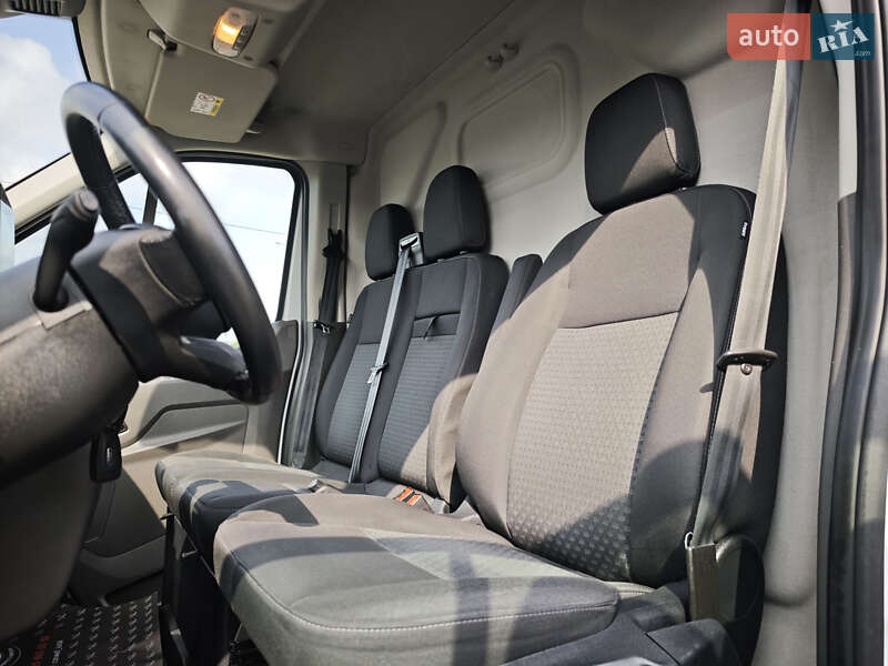 Грузовой фургон Ford Transit 2020 в Луцке