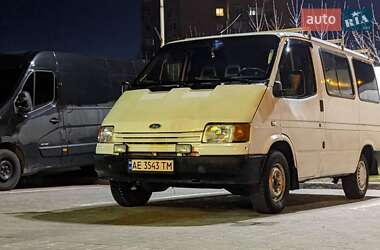 Микроавтобус Ford Transit 1988 в 