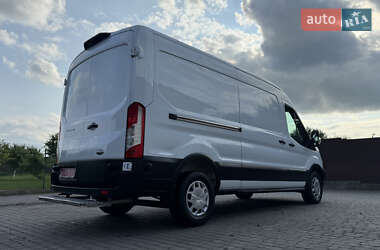 Вантажний фургон Ford Transit 2021 в 