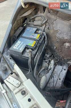 Грузовой фургон Ford Transit 1998 в 