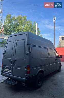 Грузовой фургон Ford Transit 1998 в 
