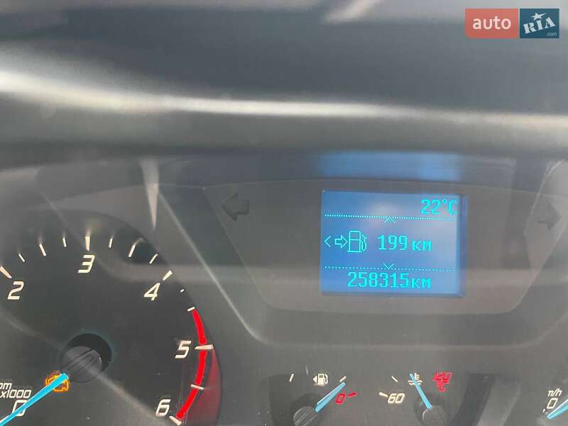 Вантажний фургон Ford Transit 2017 в Борисполі