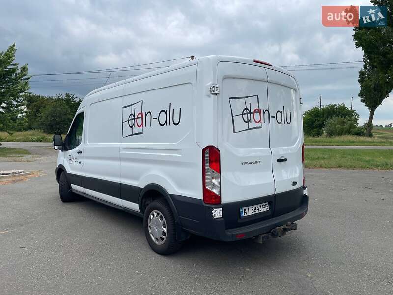 Грузовой фургон Ford Transit 2017 в Борисполе