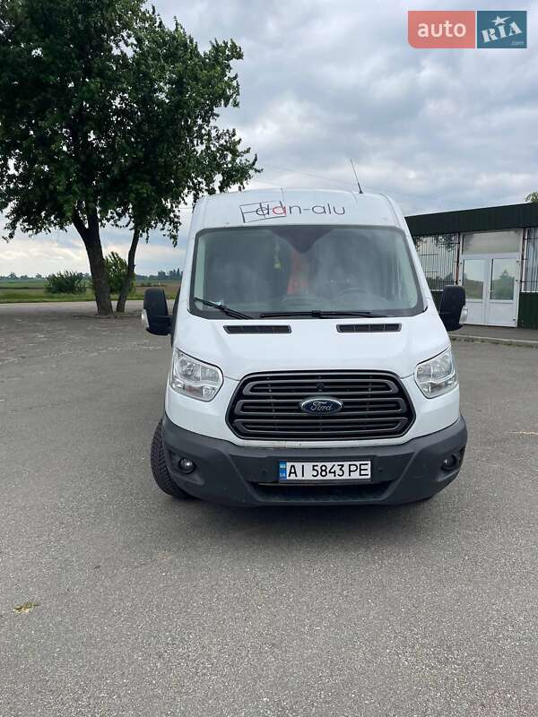 Грузовой фургон Ford Transit 2017 в Борисполе