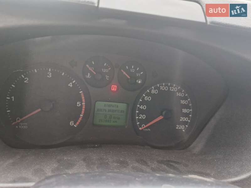 Вантажопасажирський фургон Ford Transit 2012 в Харкові