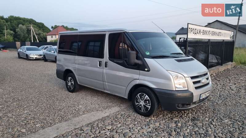 Микроавтобус Ford Transit 2006 в Тячеве