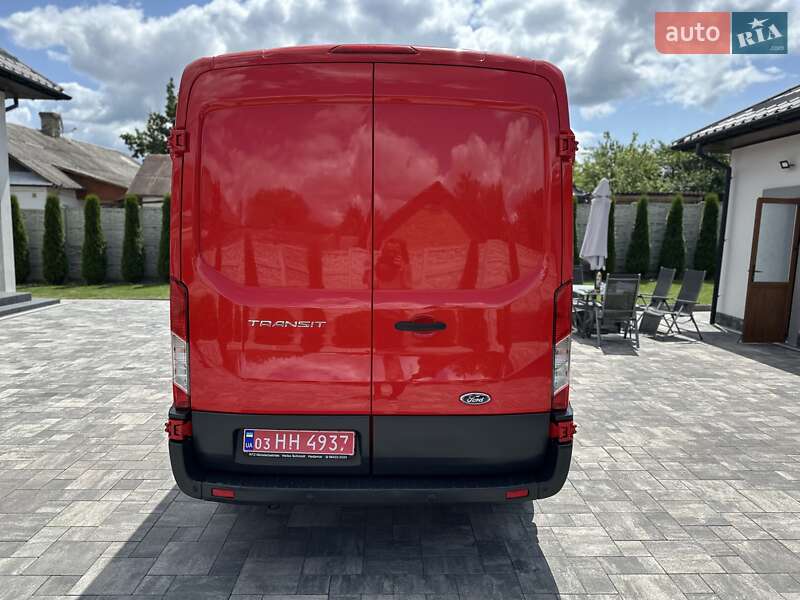 Грузопассажирский фургон Ford Transit 2017 в Дубно
