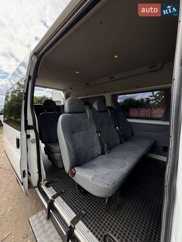 Микроавтобус Ford Transit 2011 в Тульчине