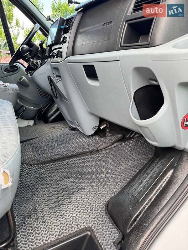 Микроавтобус Ford Transit 2011 в Тульчине