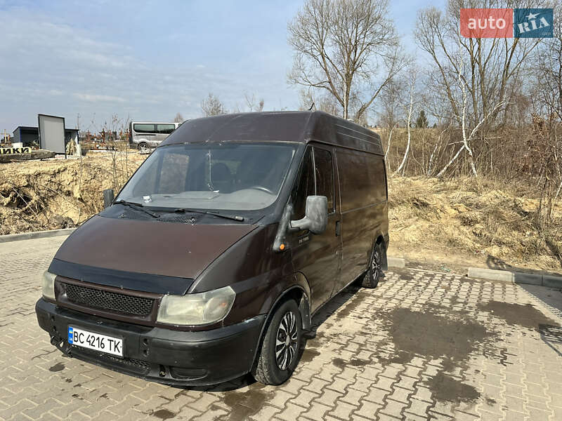 Грузовой фургон Ford Transit 2005 в Львове
