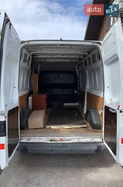 Грузовой фургон Ford Transit 2013 в 